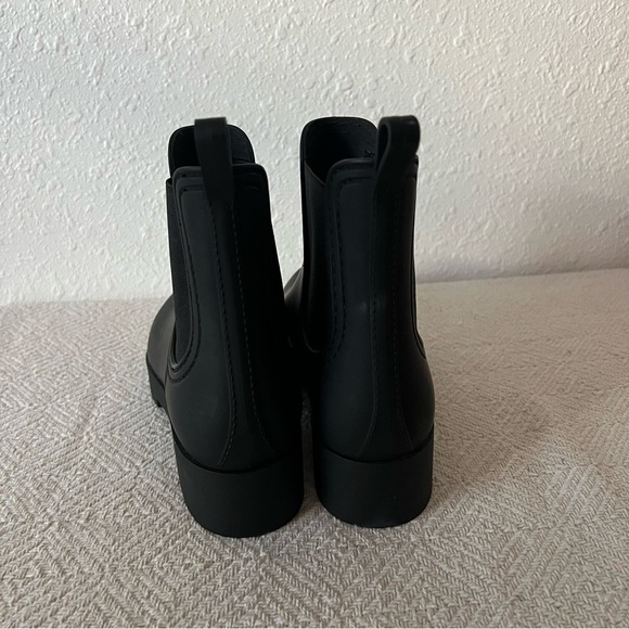 NEW! Jeffrey Campbell Chelsea Style Rainz Booties Black Matte Size 10 - Picture 6 of 6
